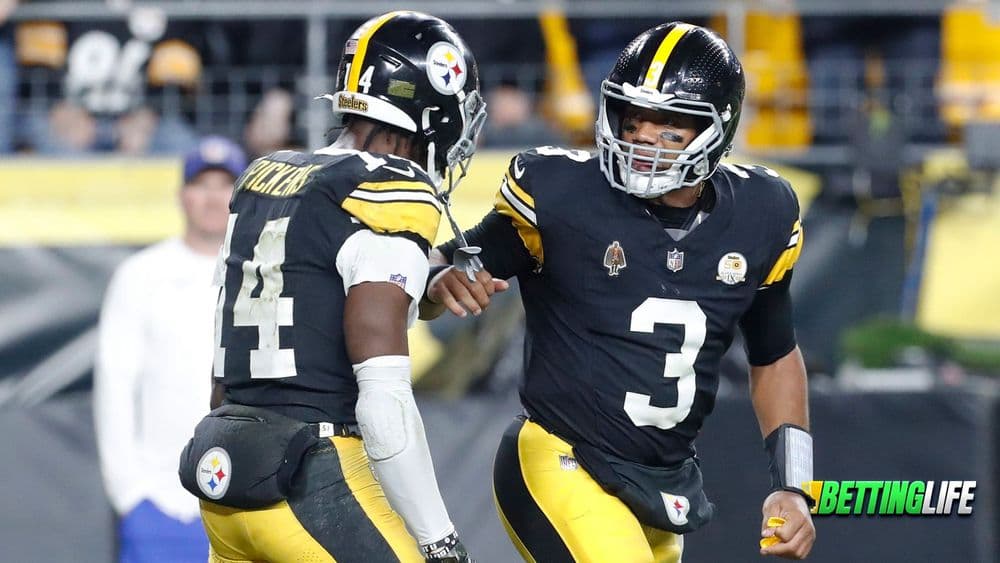 MNF Steel City Showdown: Steelers vs. Giants Close Week 8