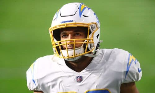 What is a Auction Fantasy League?